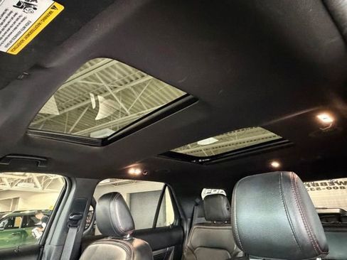 Used 2019 Ford Explorer Sport AWD/4WD image 14