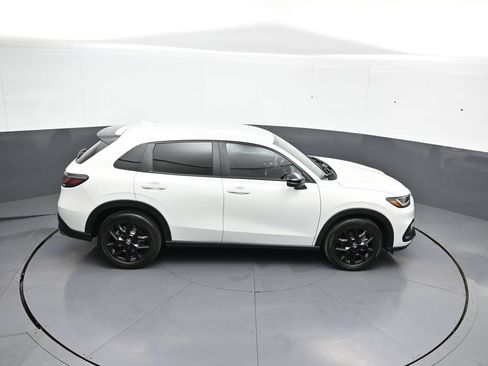 Certified 2024 Honda HR-V Sport image 35