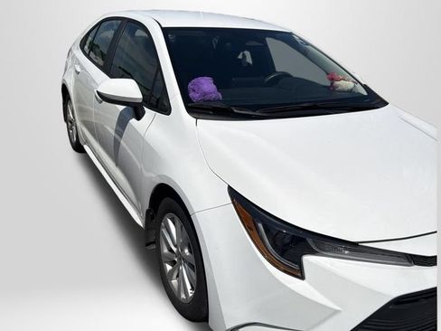 Certified 2025 Toyota Corolla LE w/ LE Premium Package FWD image 2