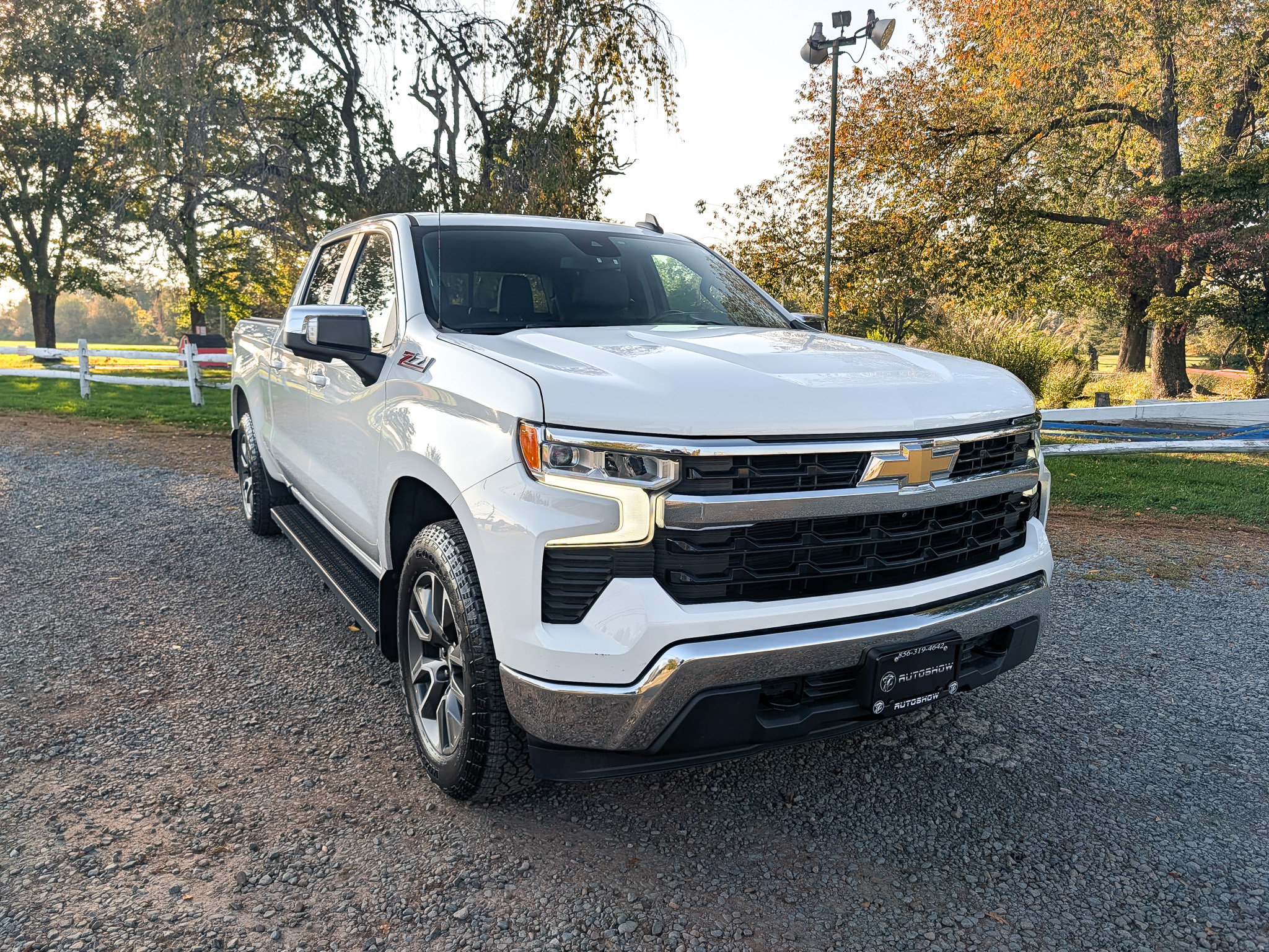 Used 2022 Chevrolet Silverado 1500 LT w/ All Star Edition Plus AWD/4WD image 3