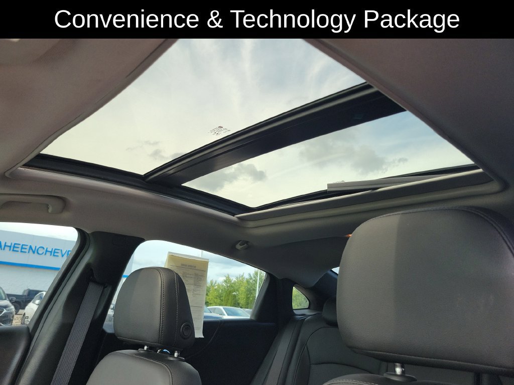 Used 2019 Chevrolet Malibu Hybrid w/ Leather Package FWD image 7