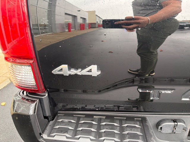 Used 2023 Toyota Tacoma SR AWD/4WD image 9