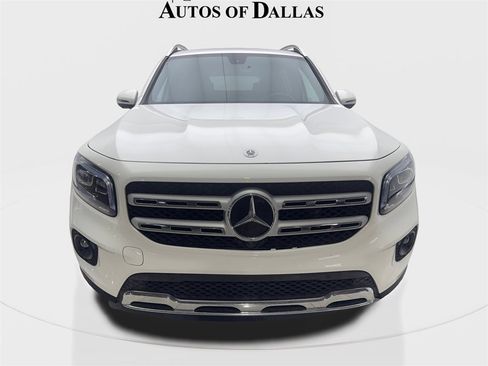 Used 2022 Mercedes-Benz GLB 250 w/ Premium Package Lite image 3