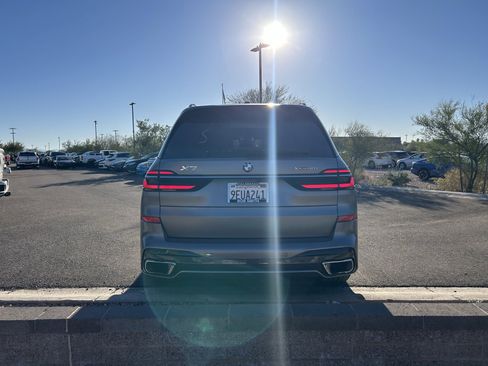 Used 2023 BMW X7 xDrive40i w/ Executive Package image 4