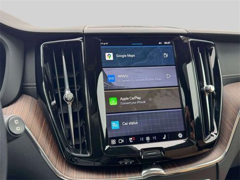 Used 2022 Volvo XC60 B5 Inscription w/ Advanced Package image 28