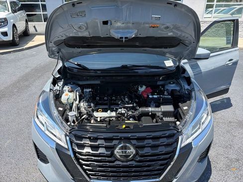 Used 2021 Nissan Kicks SV FWD image 26