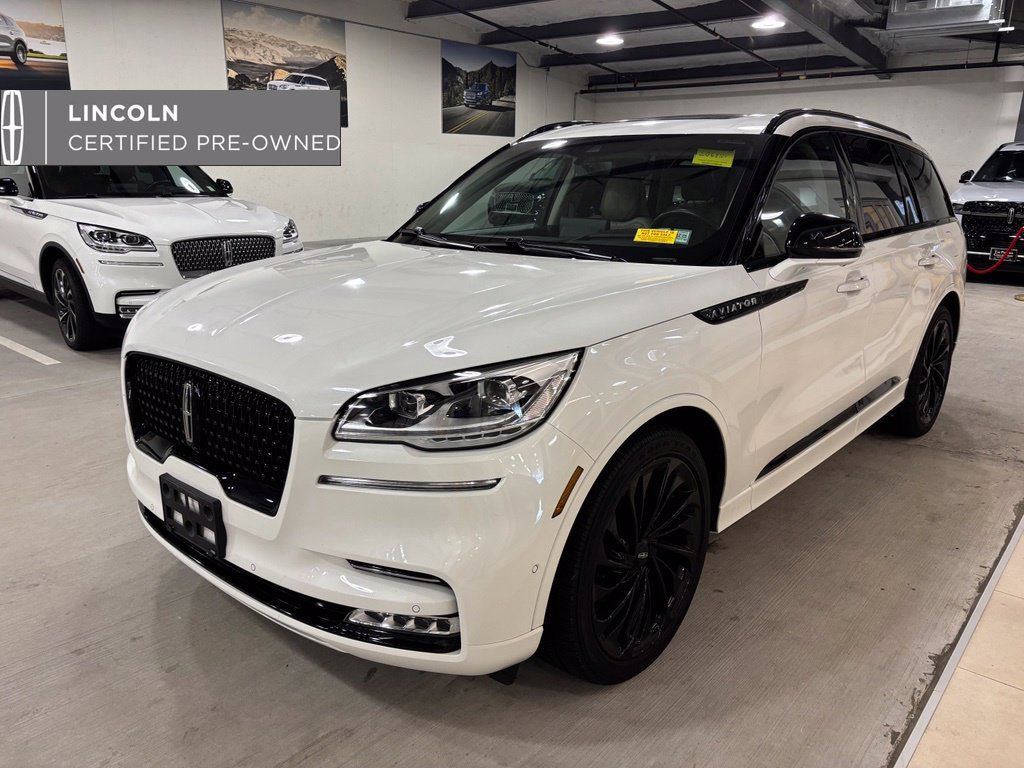 Used 2023 Lincoln Aviator Reserve w/ Equipment Group 201A AWD/4WD image 1