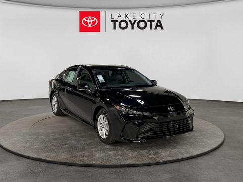 New 2026 Toyota Camry LE FWD image 9