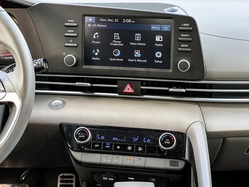 Used 2025 Hyundai Elantra Sport w/ Cargo Package FWD image 29