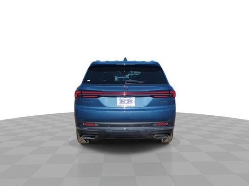 Used 2025 Buick Enclave Preferred image 7