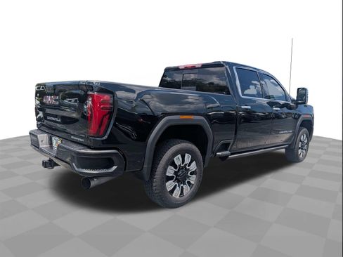 Certified 2026 GMC Sierra 2500 Denali w/ Denali Reserve Package AWD/4WD image 3