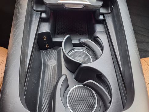 New 2026 Mercedes-Benz E 350 4MATIC Sedan image 23