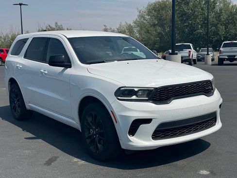 Used 2025 Dodge Durango GT AWD/4WD image 9