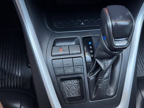 Used 2019 Toyota RAV4 XLE Premium w/ Advanced Technology Package AWD/4WD image 26