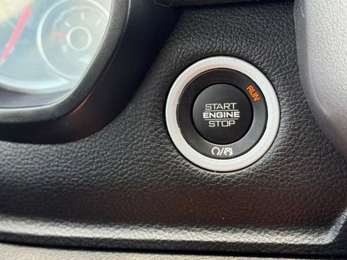 Used 2023 RAM 1500 Laramie AWD/4WD image 16