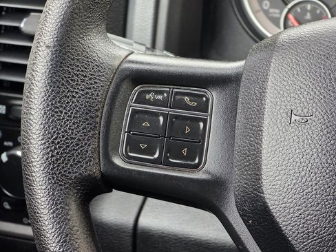 Used 2017 RAM 1500 ST w/ SXT Appearance Group image 19