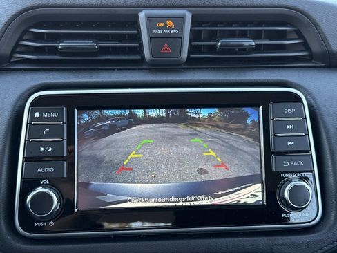 Used 2024 Nissan Versa S w/ Trunk Package image 10