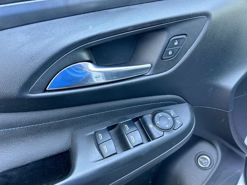 Used 2025 Buick Envista Sport Touring w/ Convenience I Package FWD image 20