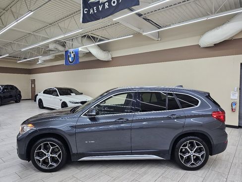 Used 2018 BMW X1 xDrive28i image 10