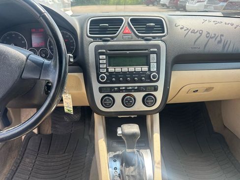 Used 2009 Volkswagen Eos Komfort FWD image 10