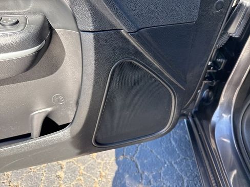 Used 2021 Chrysler 300 S image 14