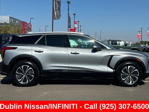 Used 2024 Chevrolet Blazer EV LT AWD/4WD image 3