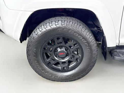 Used 2020 Toyota 4Runner TRD Pro AWD/4WD image 45
