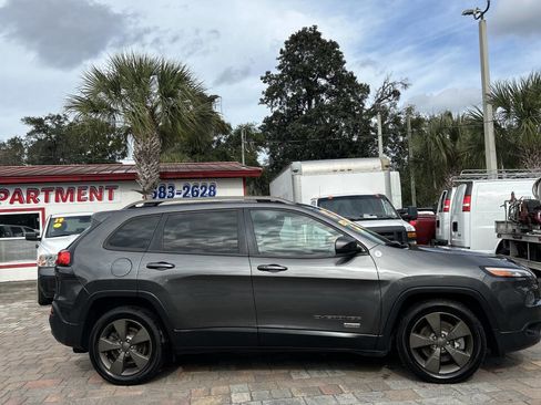 Used 2017 Jeep Cherokee 75th Anniversary image 4