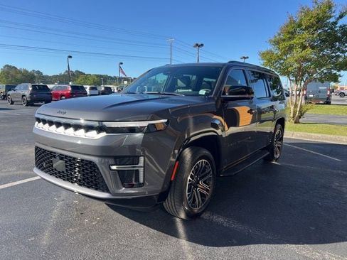 New 2026 Jeep Grand Wagoneer 4WD image 4