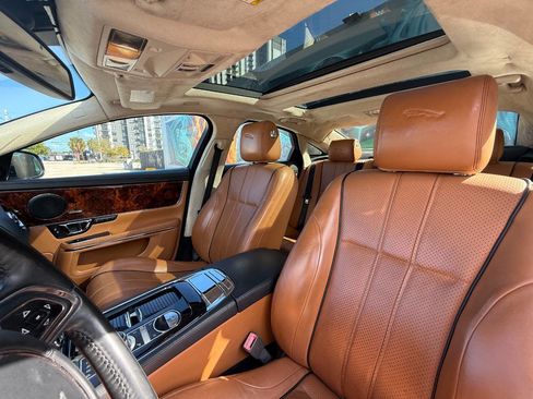 Used 2014 Jaguar XJ L Portfolio image 14