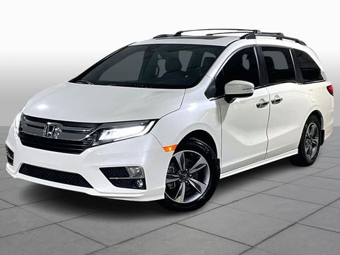 Used 2018 Honda Odyssey Touring image 1