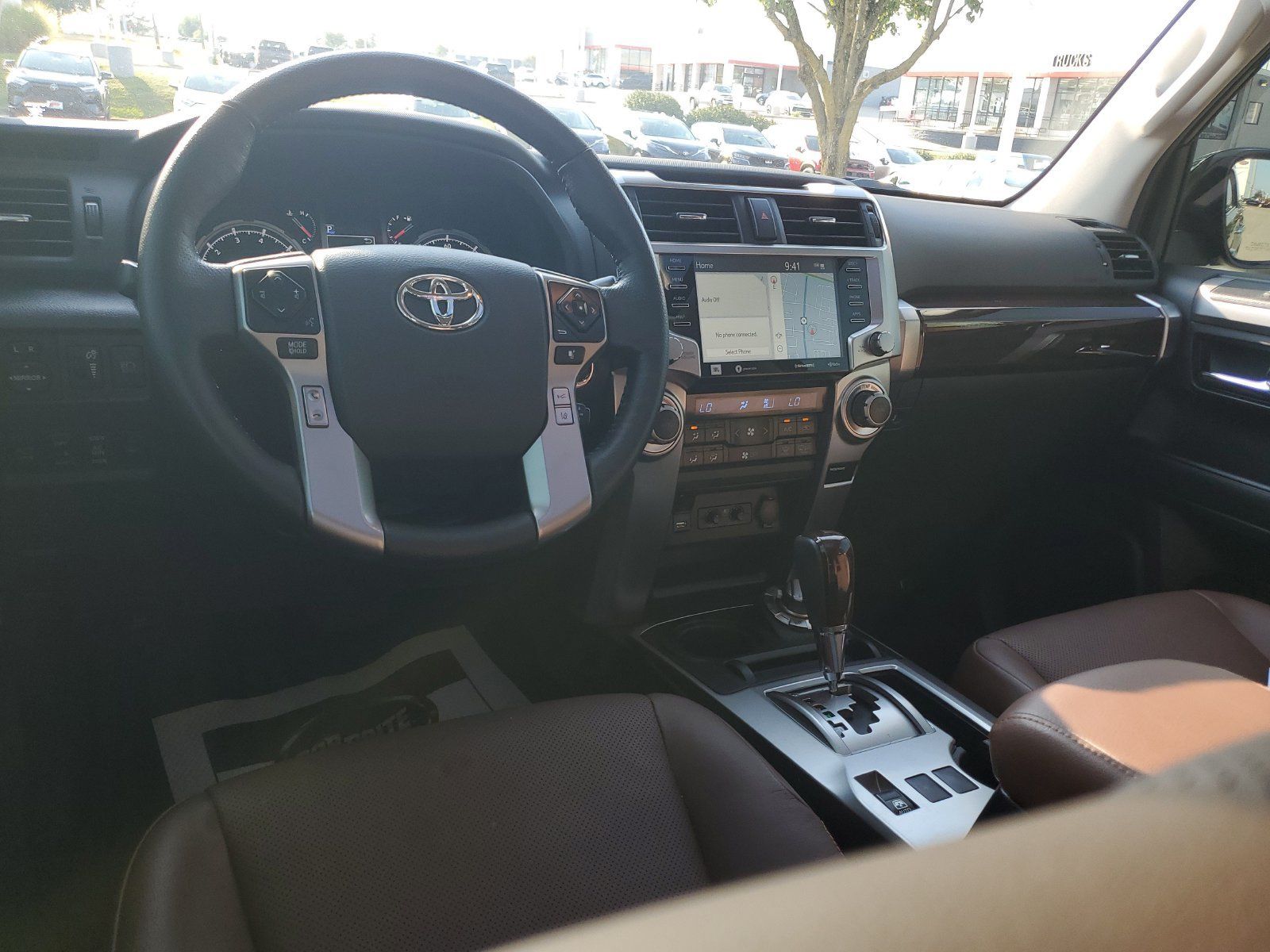 Used 2023 Toyota 4Runner Limited AWD/4WD image 9