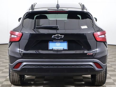 Used 2025 Chevrolet Trax RS w/ Driver Confidence Package image 13