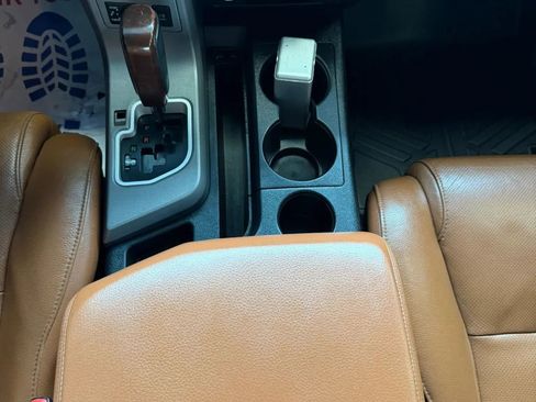 Used 2011 Toyota Sequoia Platinum RWD image 14