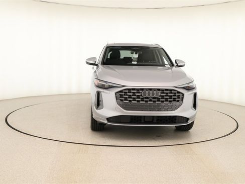 New 2025 Audi Q5 Premium Plus image 11