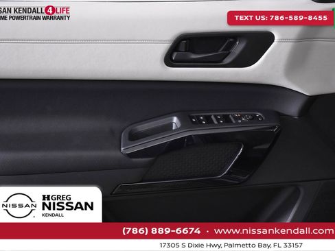 New 2024 Nissan Pathfinder SV w/ SV Premium Package image 22