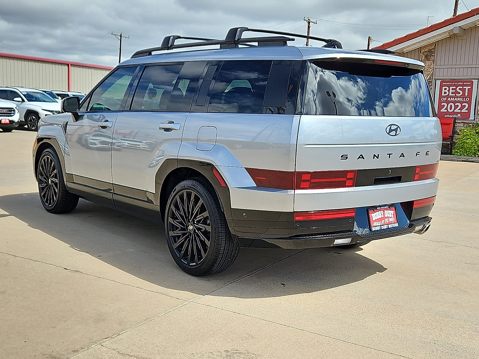 Used 2025 Hyundai Santa Fe Calligraphy AWD/4WD image 2