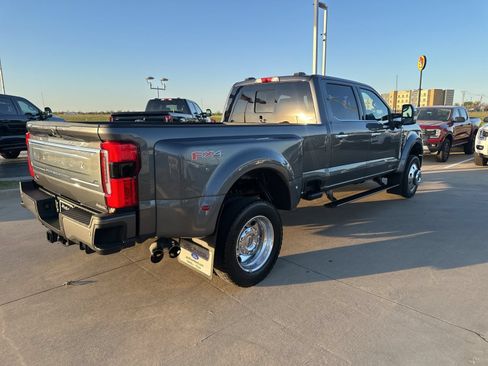 Used 2026 Ford F450 Platinum w/ Platinum Plus Package AWD/4WD image 6