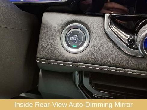 Used 2024 Chevrolet Colorado LT w/ LT Convenience Package III image 32