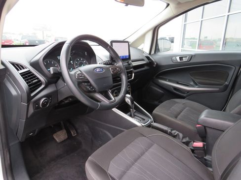 Used 2020 Ford EcoSport SE w/ SE Convenience Package image 10