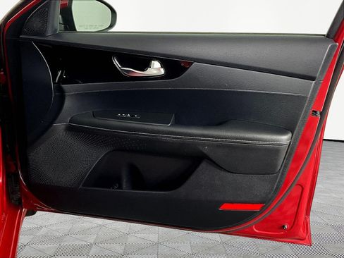 Used 2019 Kia Forte S FWD image 27