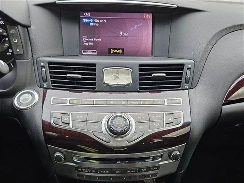 Used 2013 INFINITI M37 w/ Premium Pkg RWD image 12