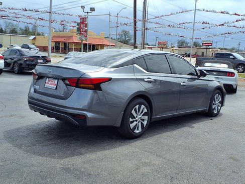 Used 2024 Nissan Altima 2.5 S image 19