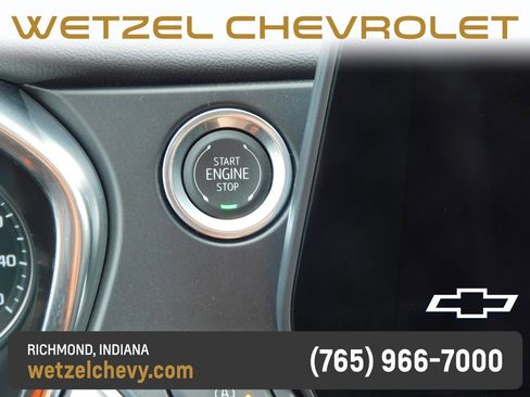Used 2025 Chevrolet Blazer LT AWD/4WD image 32