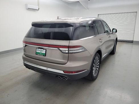 Used 2020 Lincoln Aviator Reserve w/ Elements Package Plus AWD/4WD image 9
