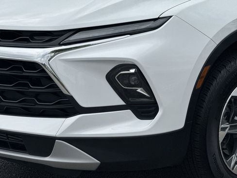 Used 2024 Chevrolet Blazer LT w/ Convenience Package image 6