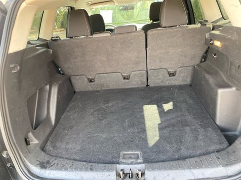 Used 2019 Ford Escape SE image 18