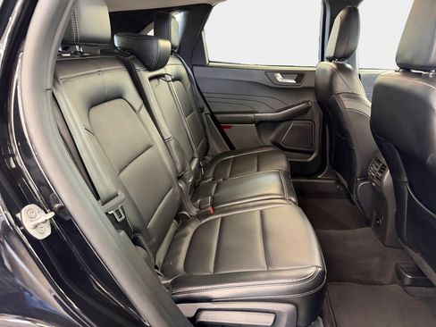 Used 2024 Ford Escape Platinum AWD/4WD image 11