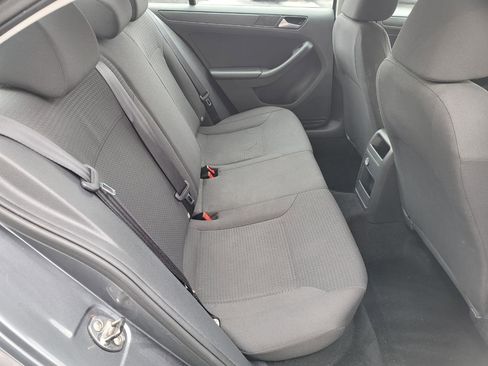 Used 2015 Volkswagen Jetta S w/ Welcome Package image 11