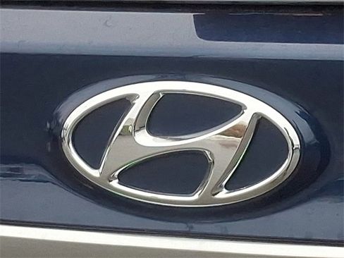 Used 2020 Hyundai Santa Fe SEL image 30